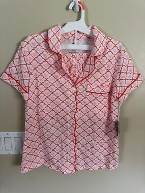 Roller Rabbit x Target Geo Hearts Short Sleeve and Shorts Pajama Set. XS